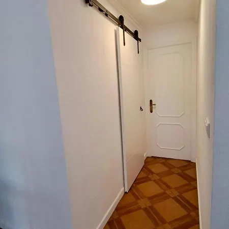 Cozy In Torrevieja, Within Walking Distance Of The Seafront And Amenities *
